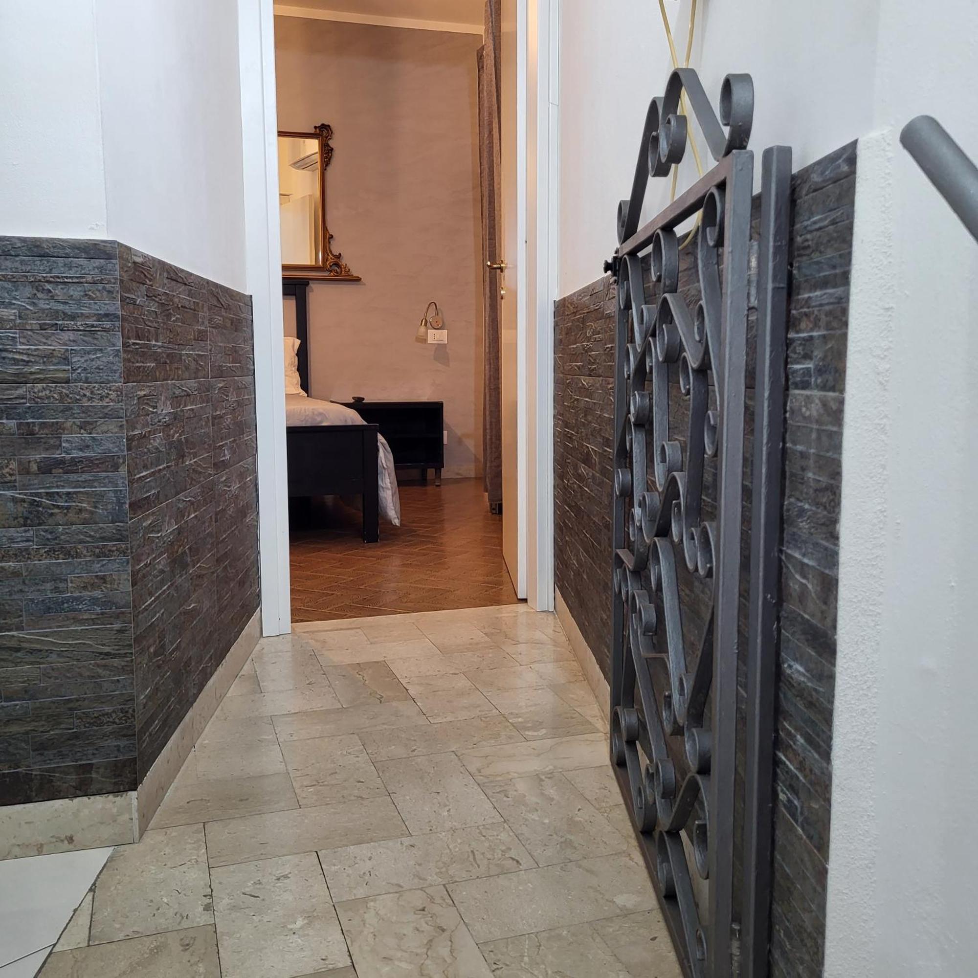 "Da Nina" Hotel Lascari Quarto foto